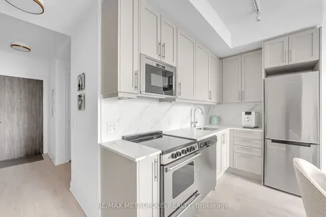 10 Gatineau Drive Vaughan ON L4J 0L2