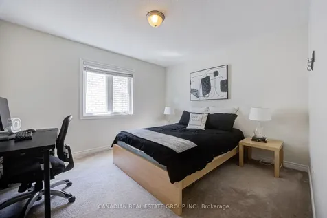 22 Schwalm Crescent New Tecumseth ON L0G 1W0