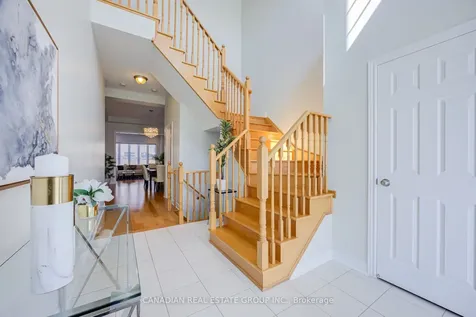 22 Schwalm Crescent New Tecumseth ON L0G 1W0