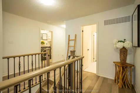 95 Wesmina Avenue Whitchurch-stouffville ON L4A 4W5
