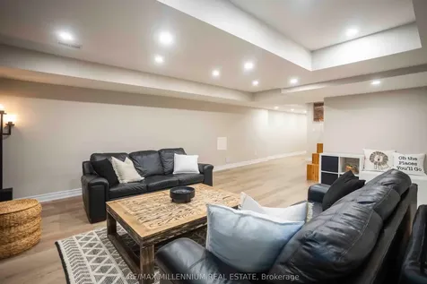 95 Wesmina Avenue Whitchurch-stouffville ON L4A 4W5