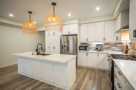 95 Wesmina Avenue Whitchurch-stouffville ON L4A 4W5