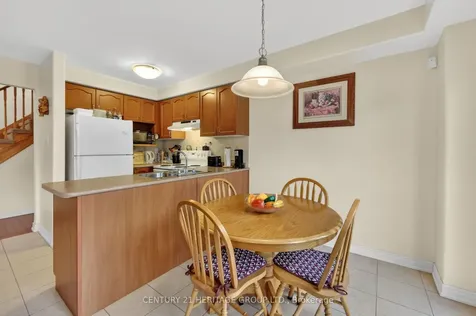 32 Mcmulkin Street New Tecumseth ON L9R 0A9
