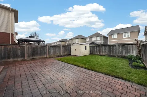 32 Mcmulkin Street New Tecumseth ON L9R 0A9