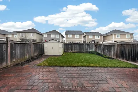 32 Mcmulkin Street New Tecumseth ON L9R 0A9