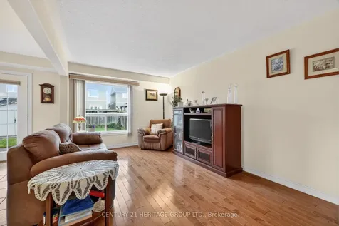 32 Mcmulkin Street New Tecumseth ON L9R 0A9