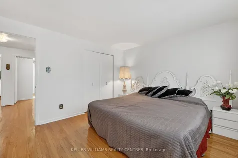 13 Laurentide Avenue Aurora ON L4G 3B3