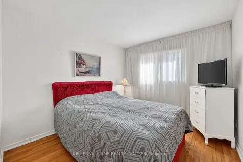 13 Laurentide Avenue Aurora ON L4G 3B3