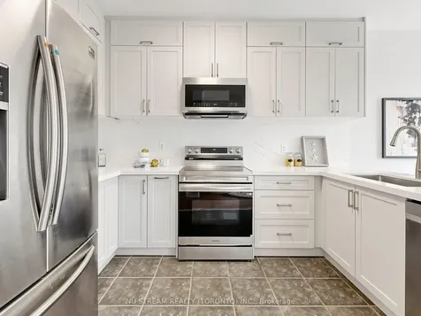 177 Wildberry Crescent Vaughan ON L4H 2E8