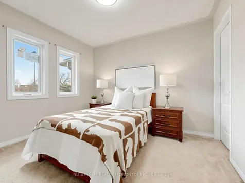 177 Wildberry Crescent Vaughan ON L4H 2E8