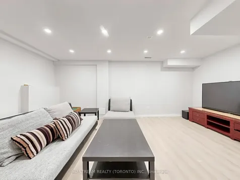 177 Wildberry Crescent Vaughan ON L4H 2E8