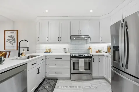 55 Christina Crescent Bradford West Gwillimbury ON L3Z 0B1