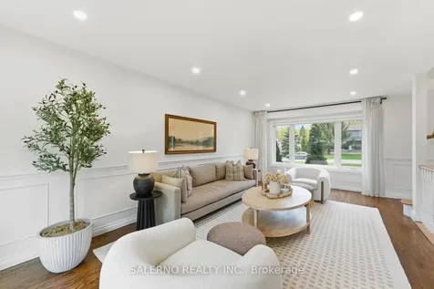8 Simon Henry Avenue King ON L0G 1N0
