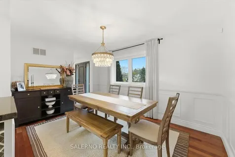 8 Simon Henry Avenue King ON L0G 1N0