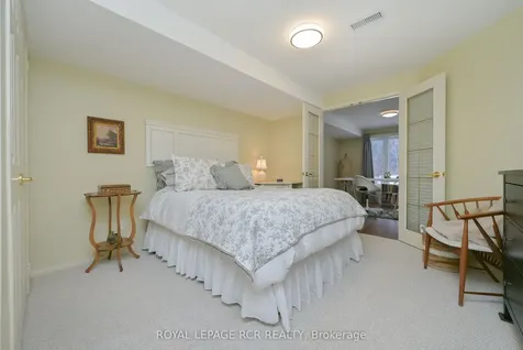 196 Riverview Road New Tecumseth ON L9R 1Y2