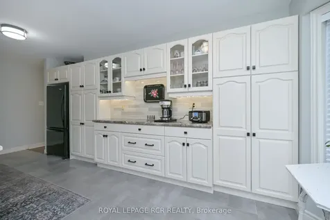 196 Riverview Road New Tecumseth ON L9R 1Y2