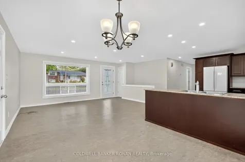 118 Queen Street Bradford West Gwillimbury ON L3Z 1L3