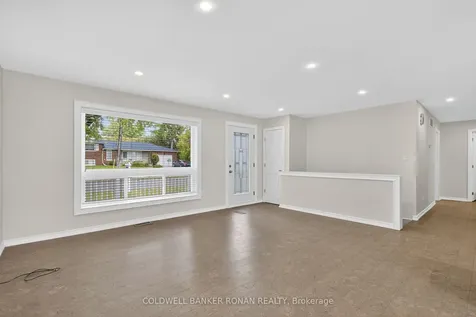 118 Queen Street Bradford West Gwillimbury ON L3Z 1L3