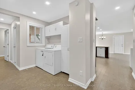 118 Queen Street Bradford West Gwillimbury ON L3Z 1L3