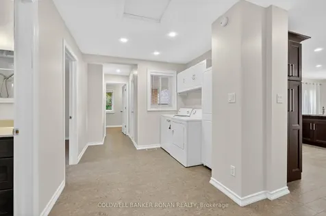118 Queen Street Bradford West Gwillimbury ON L3Z 1L3