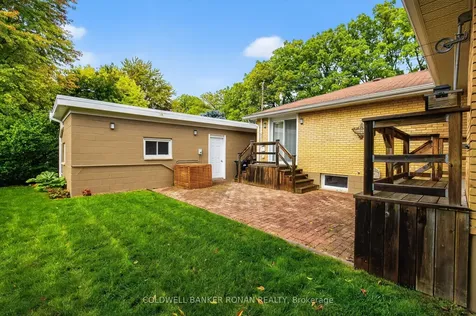 118 Queen Street Bradford West Gwillimbury ON L3Z 1L3