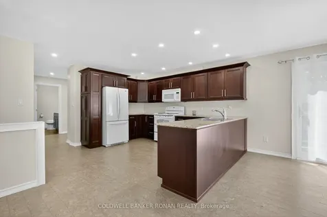 118 Queen Street Bradford West Gwillimbury ON L3Z 1L3