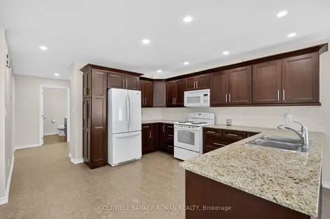 118 Queen Street Bradford West Gwillimbury ON L3Z 1L3
