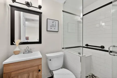 27 Longview Drive Bradford West Gwillimbury ON L3Z 2H4