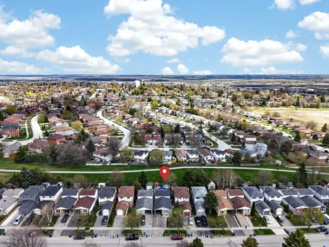 27 Longview Drive Bradford West Gwillimbury ON L3Z 2H4