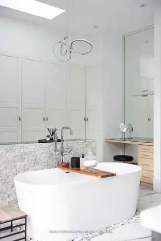 14634 Woodbine Avenue Whitchurch-stouffville ON L4A 2K9