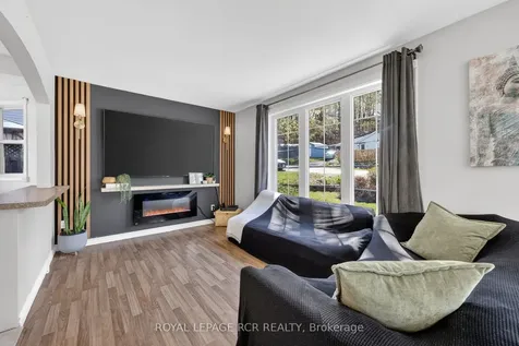 266 Kenwood Avenue Georgina ON L4P 2X5