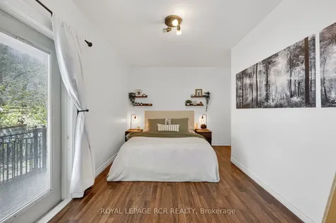 266 Kenwood Avenue Georgina ON L4P 2X5