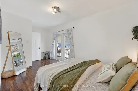 266 Kenwood Avenue Georgina ON L4P 2X5