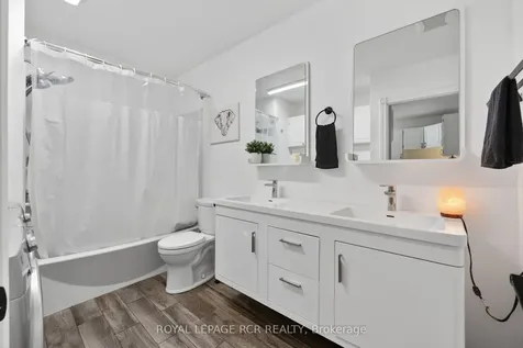 266 Kenwood Avenue Georgina ON L4P 2X5