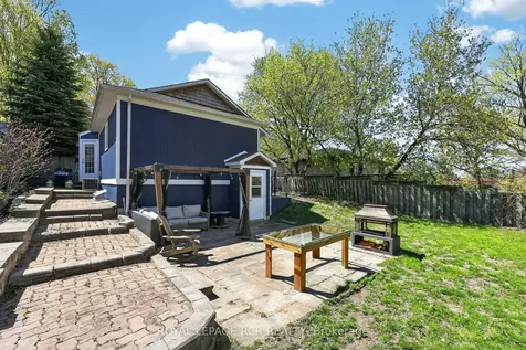 266 Kenwood Avenue Georgina ON L4P 2X5
