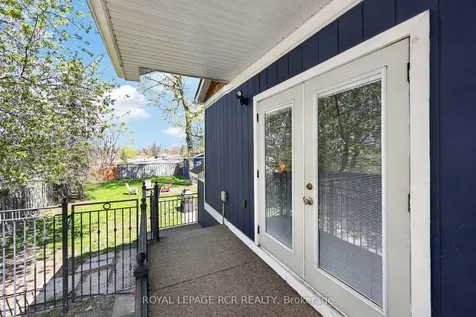 266 Kenwood Avenue Georgina ON L4P 2X5