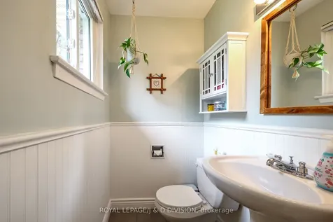 57 Alexander Road Newmarket ON L3Y 3J3