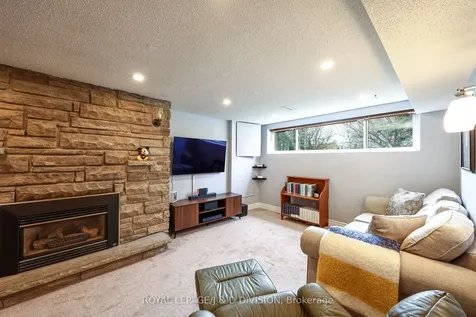 57 Alexander Road Newmarket ON L3Y 3J3