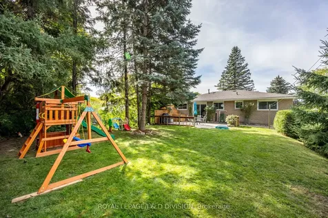 57 Alexander Road Newmarket ON L3Y 3J3