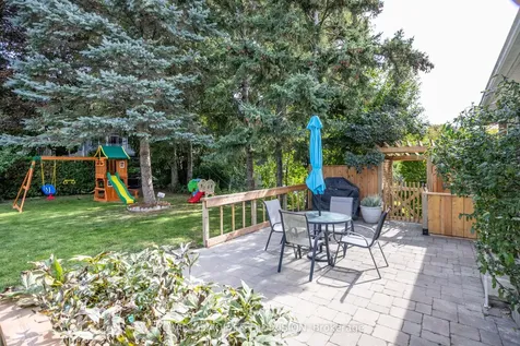 57 Alexander Road Newmarket ON L3Y 3J3