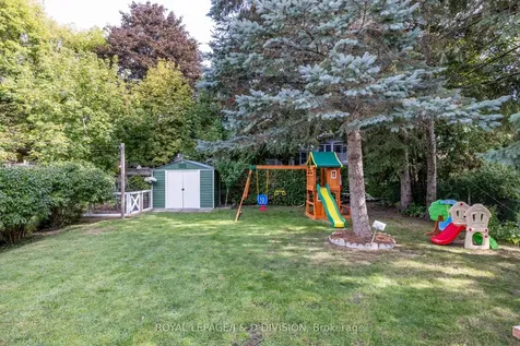57 Alexander Road Newmarket ON L3Y 3J3