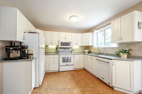 57 Alexander Road Newmarket ON L3Y 3J3