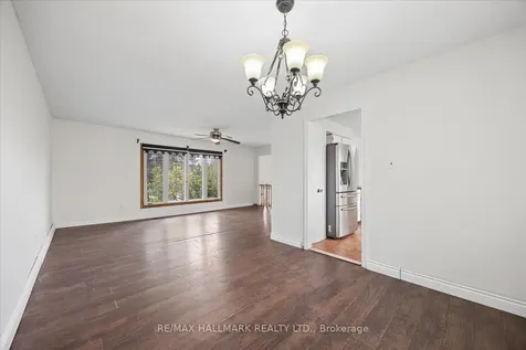 95 Booth Drive Whitchurch-stouffville ON L4A 4K4