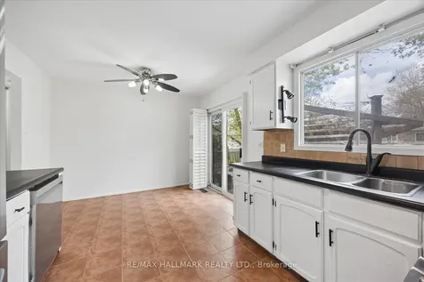 95 Booth Drive Whitchurch-stouffville ON L4A 4K4