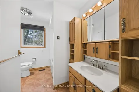 95 Booth Drive Whitchurch-stouffville ON L4A 4K4