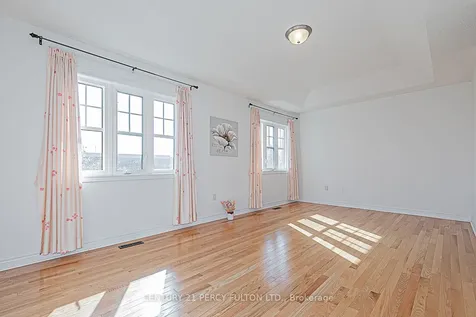 23 Princess Diana Drive Markham ON L6C 0G8