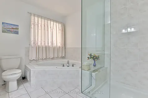 23 Princess Diana Drive Markham ON L6C 0G8