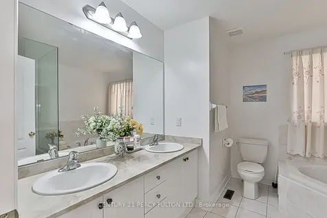 23 Princess Diana Drive Markham ON L6C 0G8
