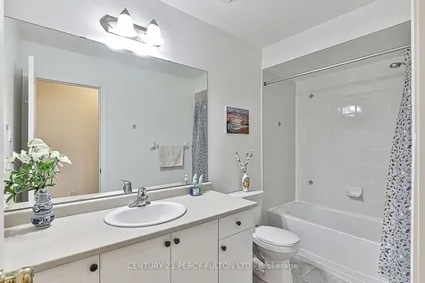 23 Princess Diana Drive Markham ON L6C 0G8