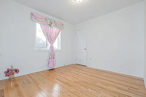 23 Princess Diana Drive Markham ON L6C 0G8